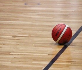 北京记者社媒回应北京男篮引援动态 确认北京男篮在追逐赵睿 目前还没有确定的消息