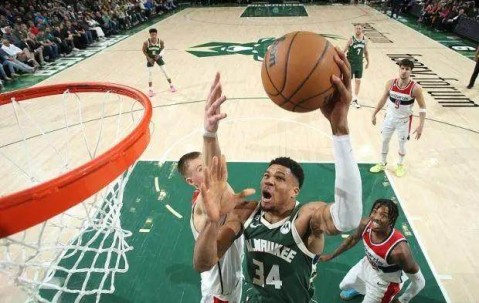 九游手机版-NBA得分盛宴字母哥入席 轰生涯新高55分扛起球队