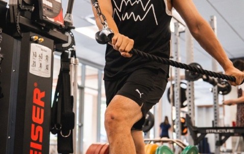 赵继伟社媒分享多张近照：曾有机会见到科比但都错过了 珍惜当下